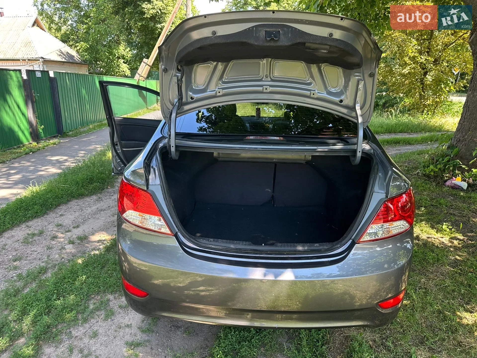 2011 Hyundai Accent - мініатюра 19