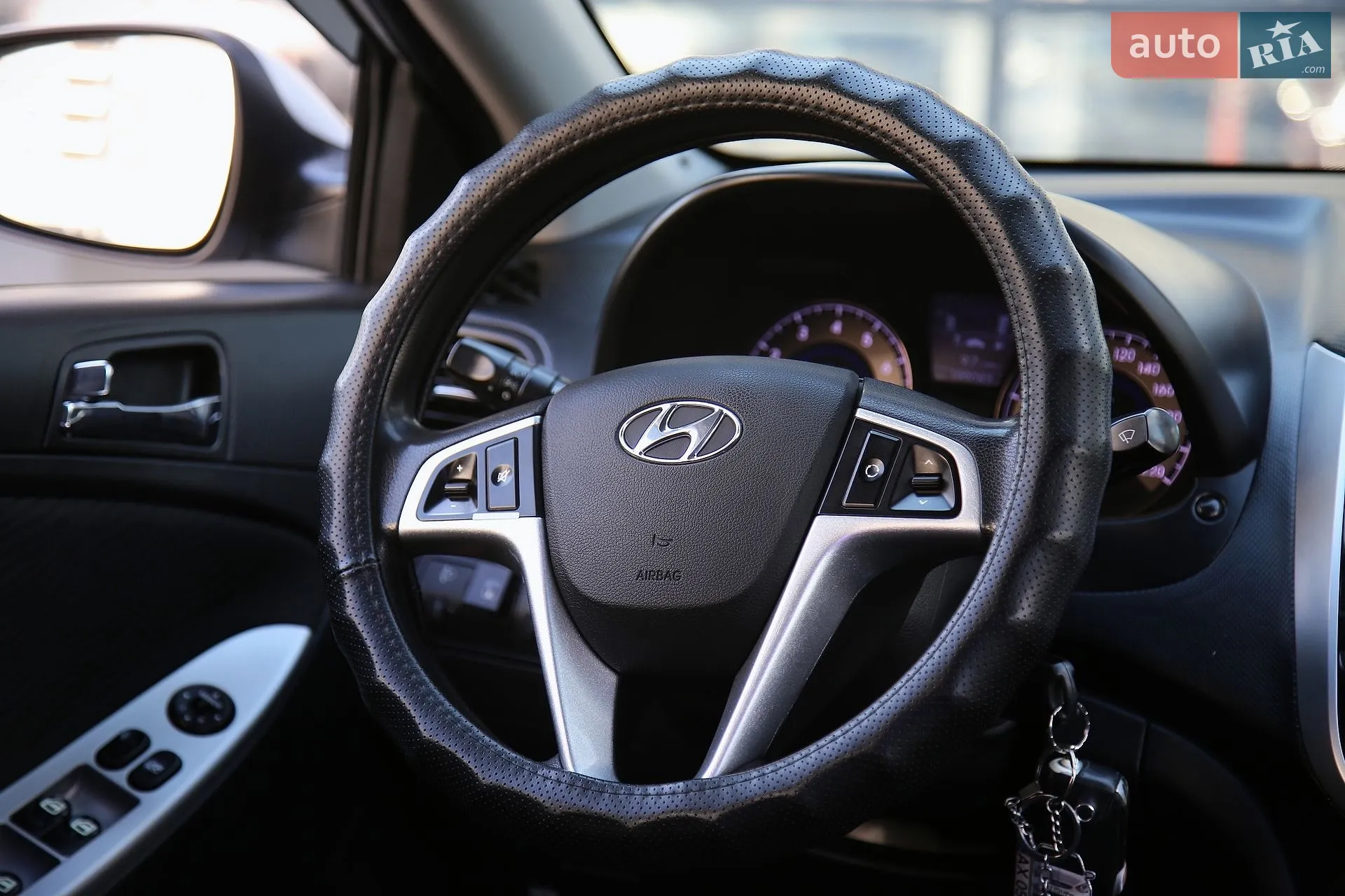 2012 Hyundai Accent - мініатюра 14