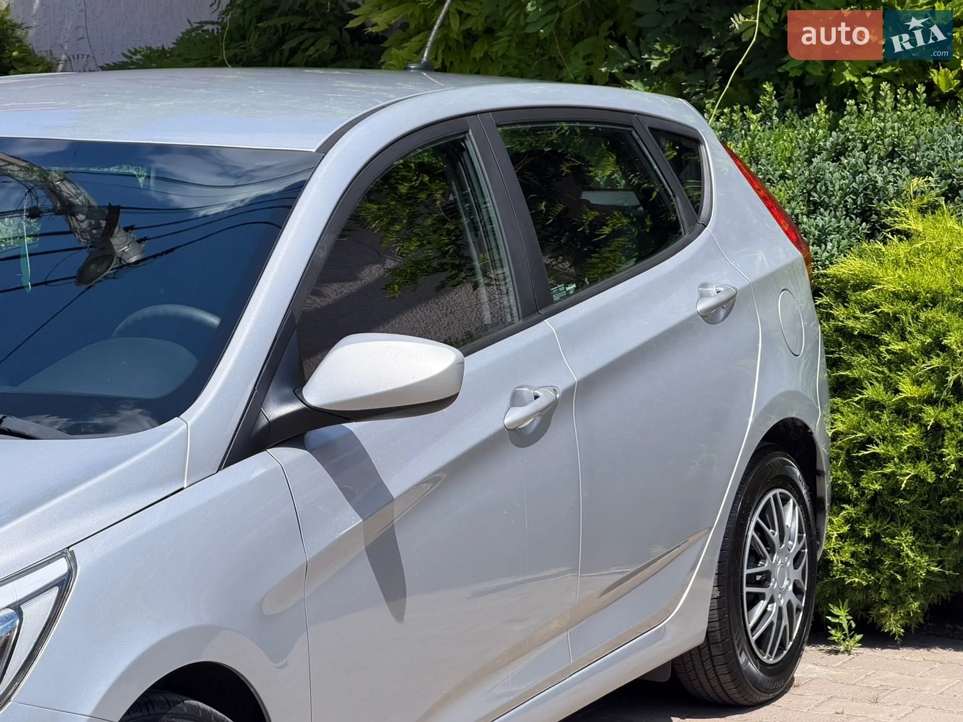 2017 Hyundai Accent - мініатюра 17
