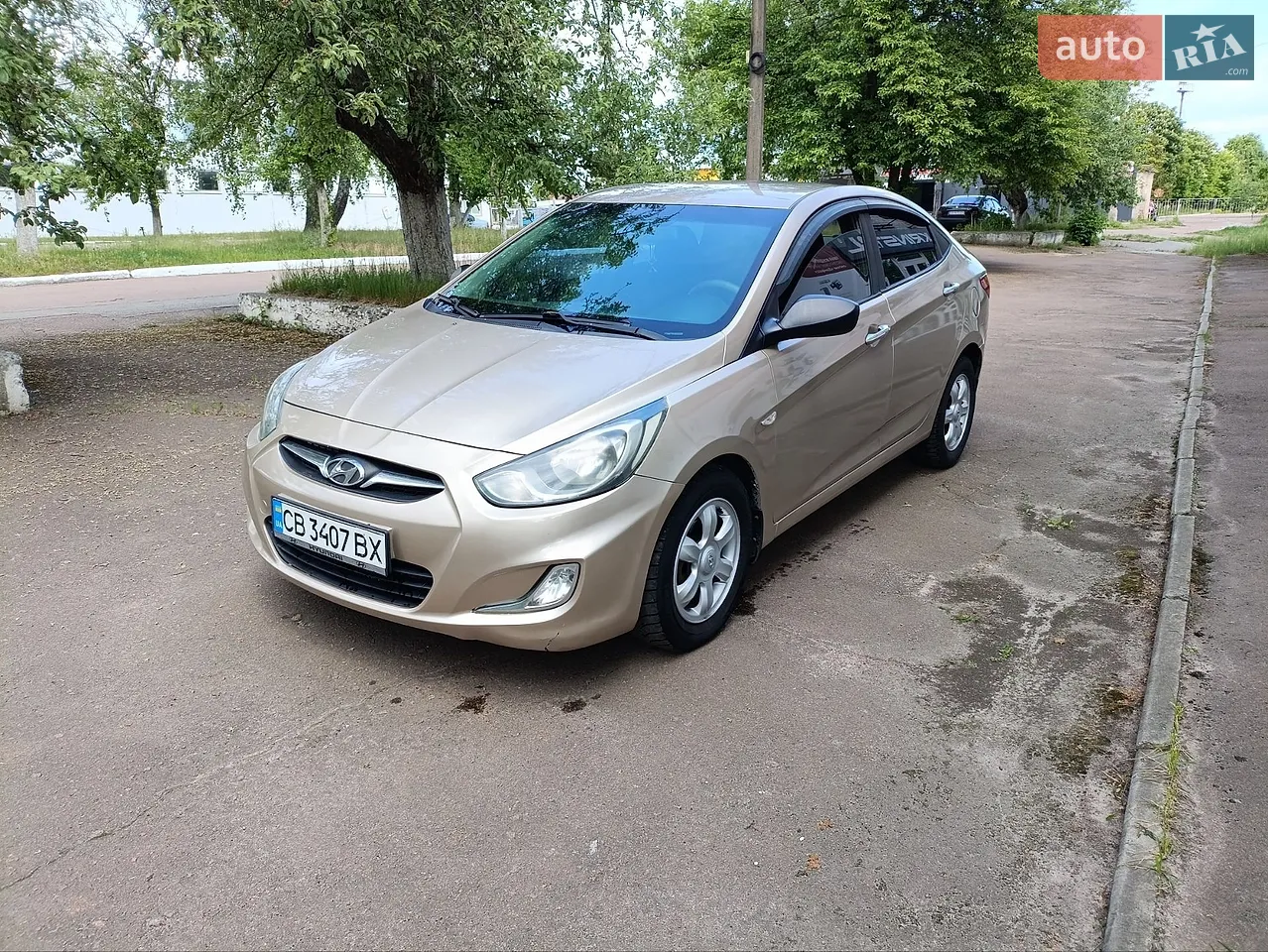 2010 Hyundai Accent - мініатюра 19
