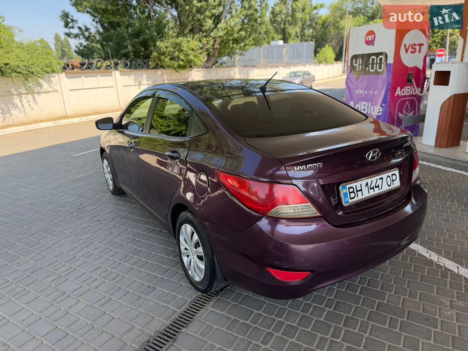 2011 Hyundai Accent - мініатюра 4