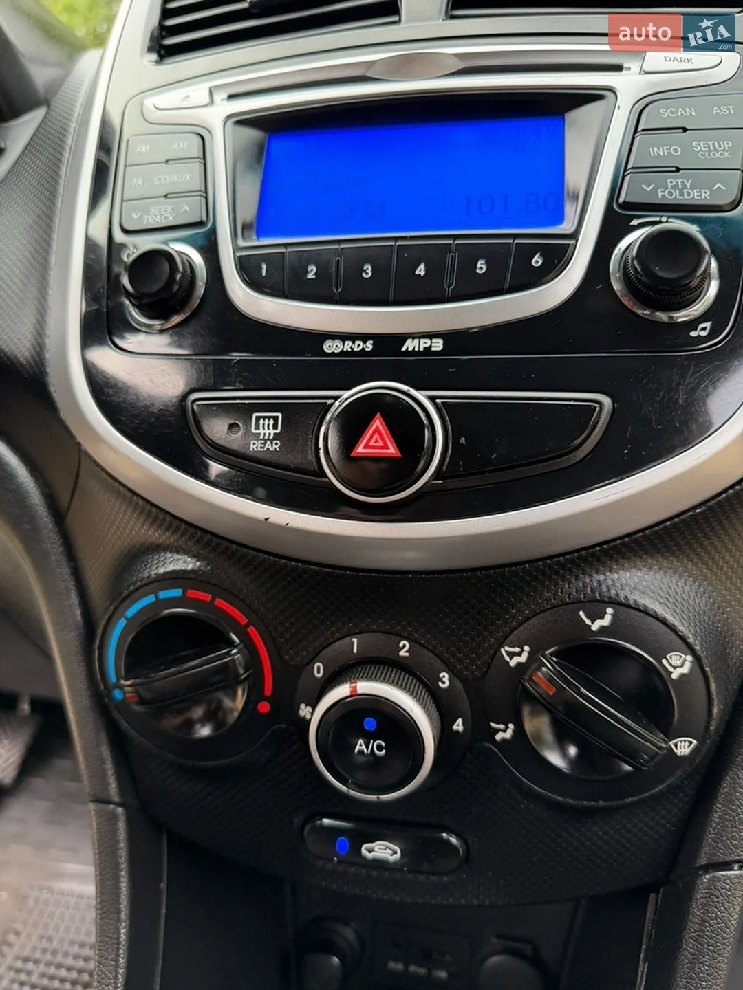 2011 Hyundai Accent - мініатюра 51