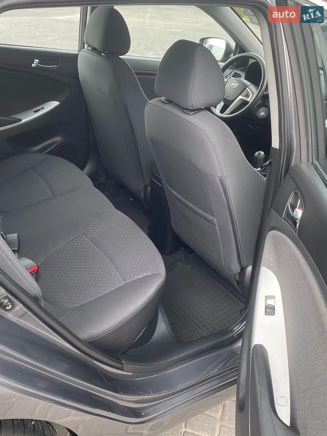 2012 Hyundai Accent - мініатюра 15