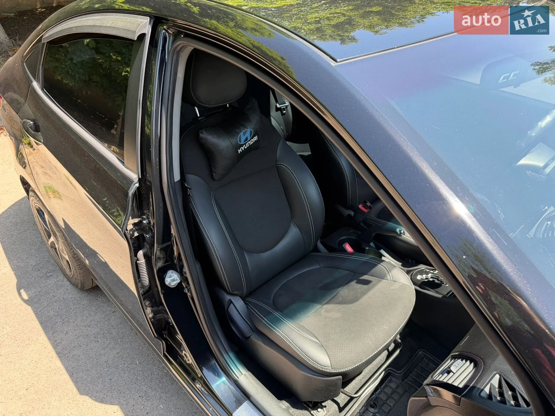 2011 Hyundai Accent - мініатюра 26