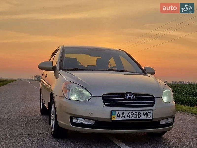 Hyundai Accent