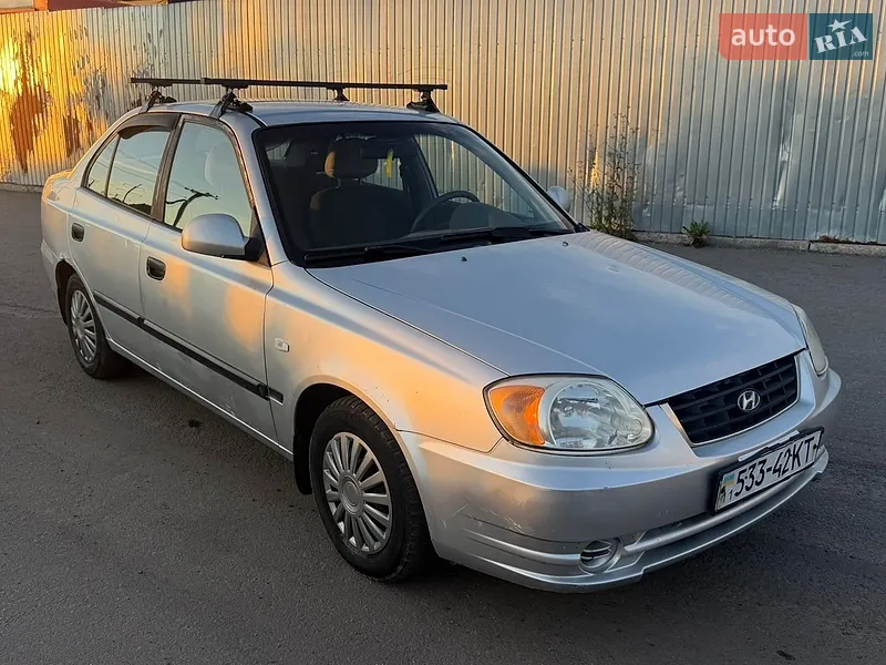 Hyundai Accent