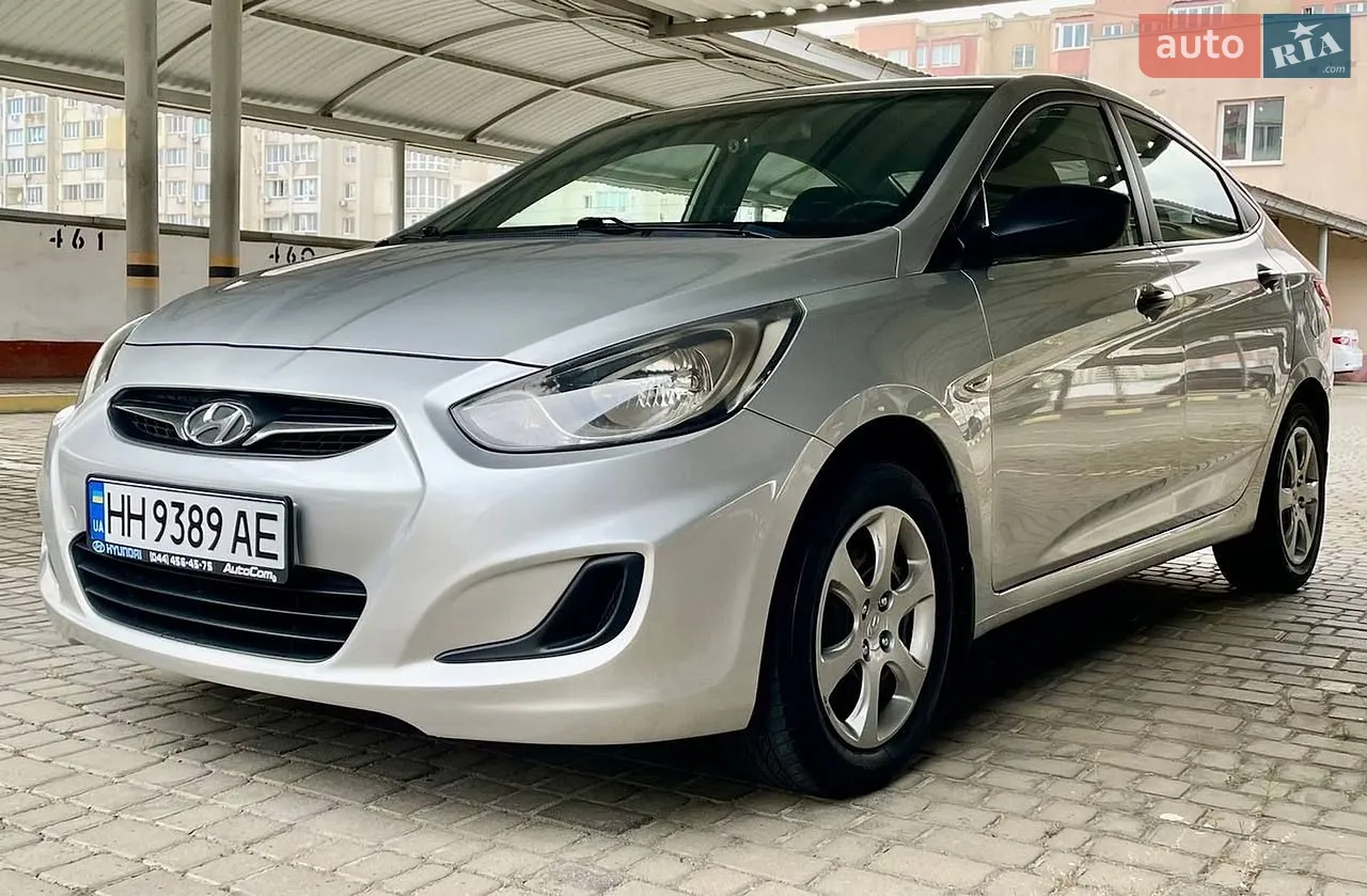 2012 Hyundai Accent - мініатюра 13