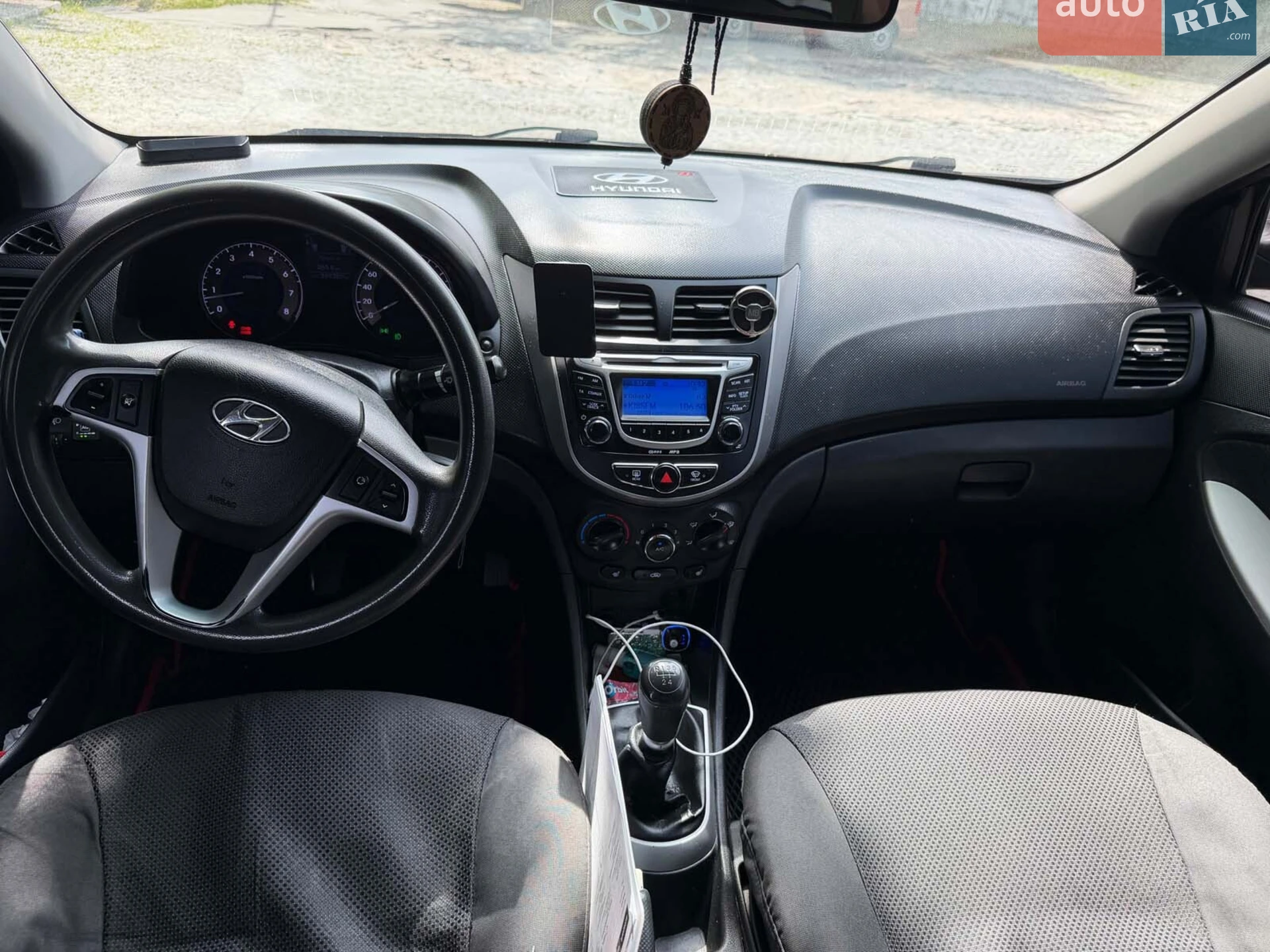 2011 Hyundai Accent - мініатюра 19