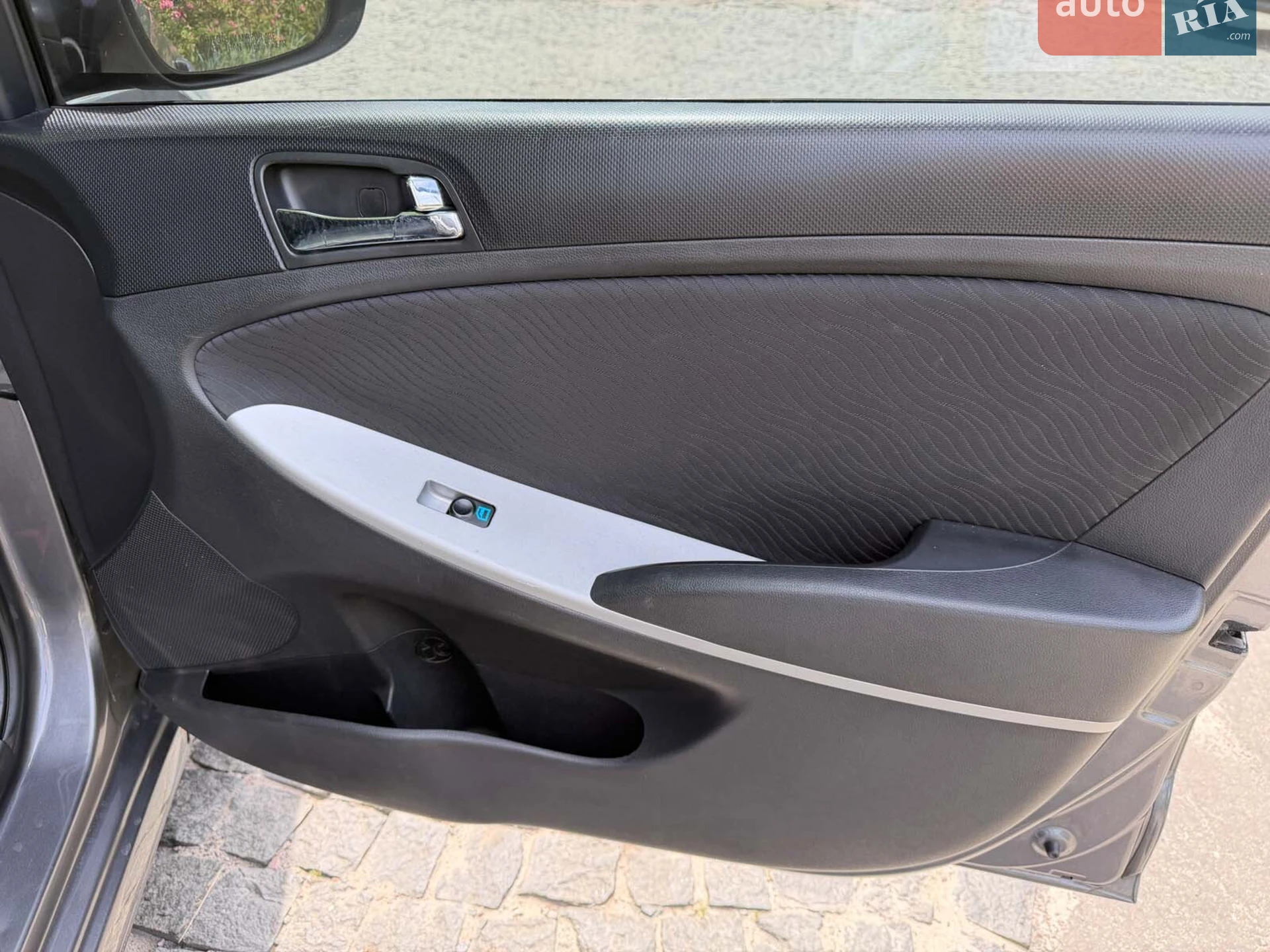 2011 Hyundai Accent - мініатюра 22