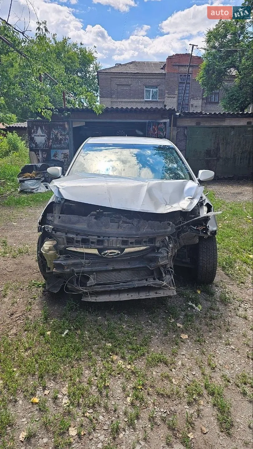 2011 Hyundai Accent - мініатюра 7