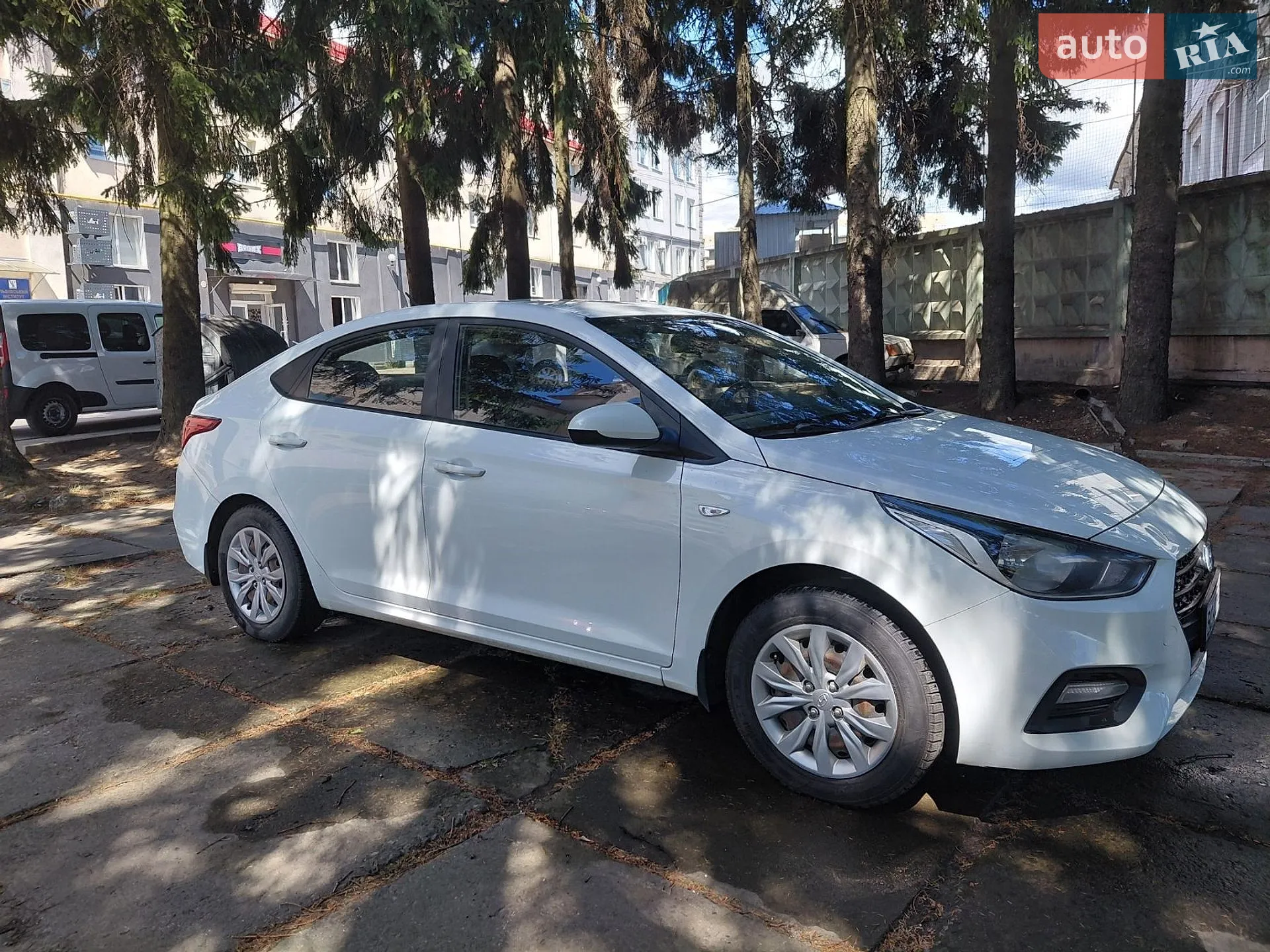 2017 Hyundai Accent - мініатюра 2