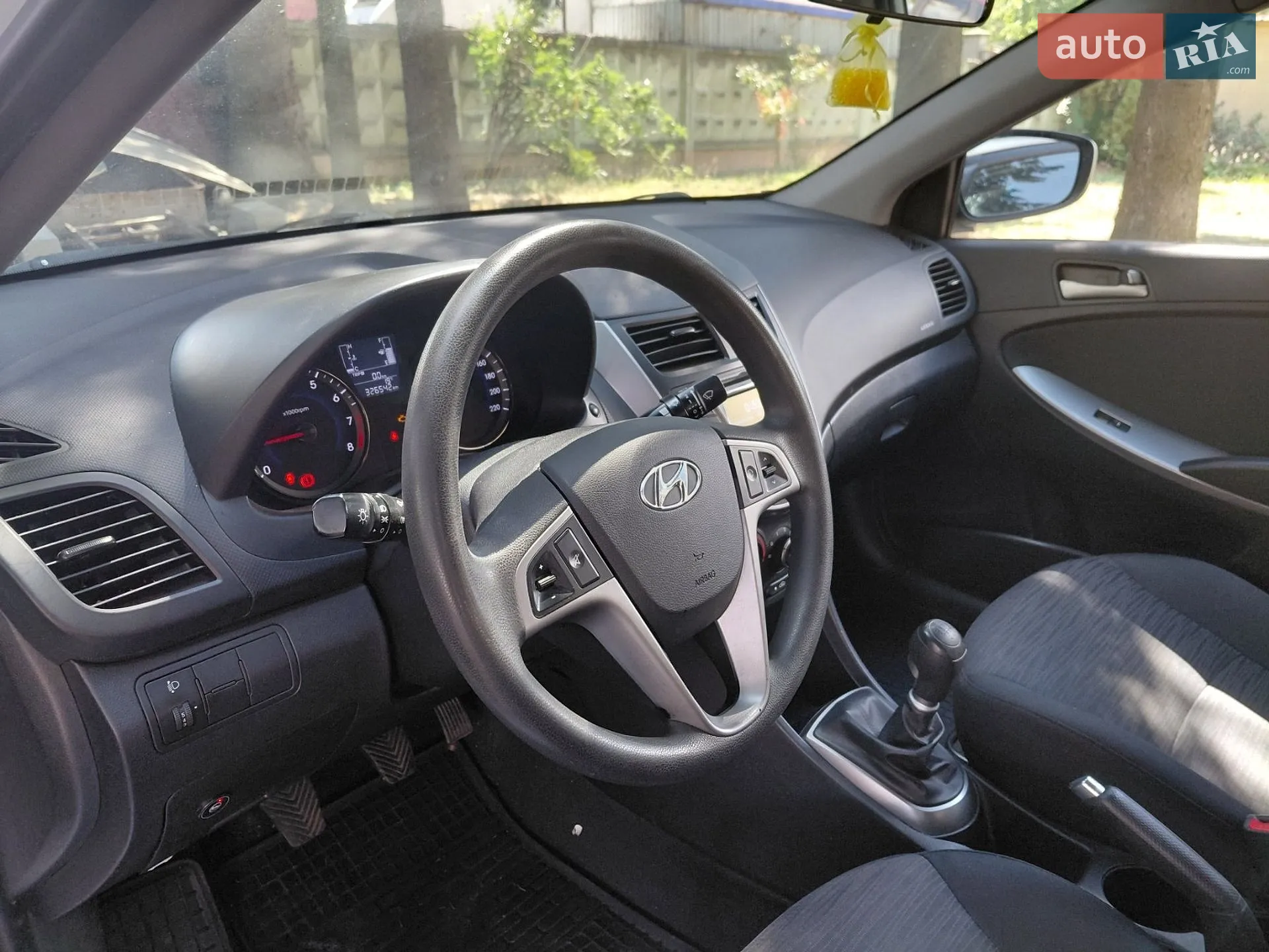 2016 Hyundai Accent - мініатюра 12