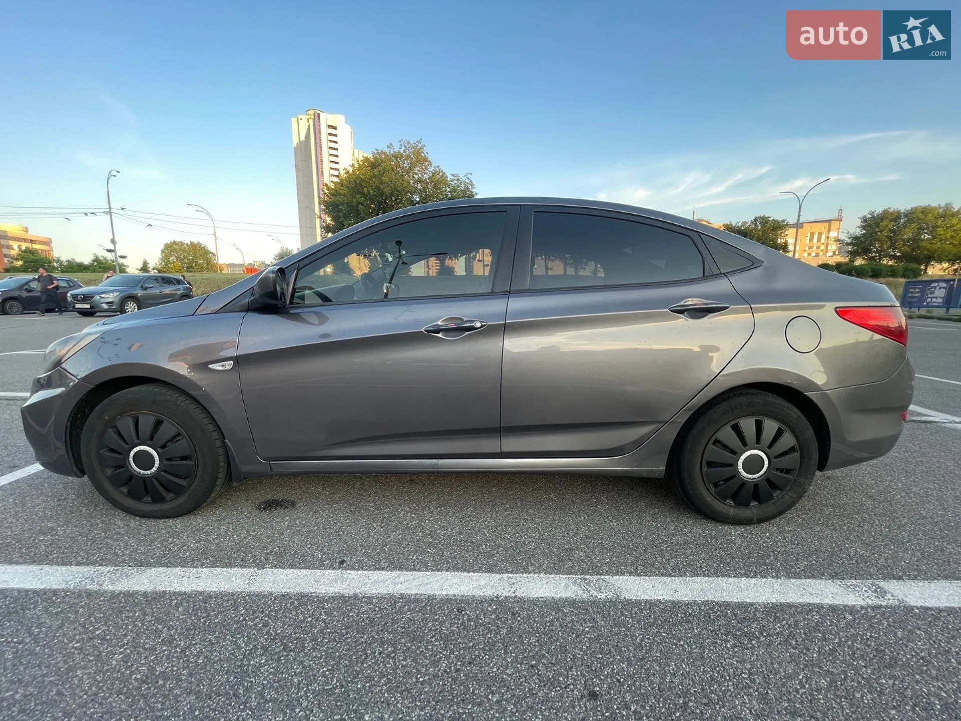 2011 Hyundai Accent - мініатюра 22
