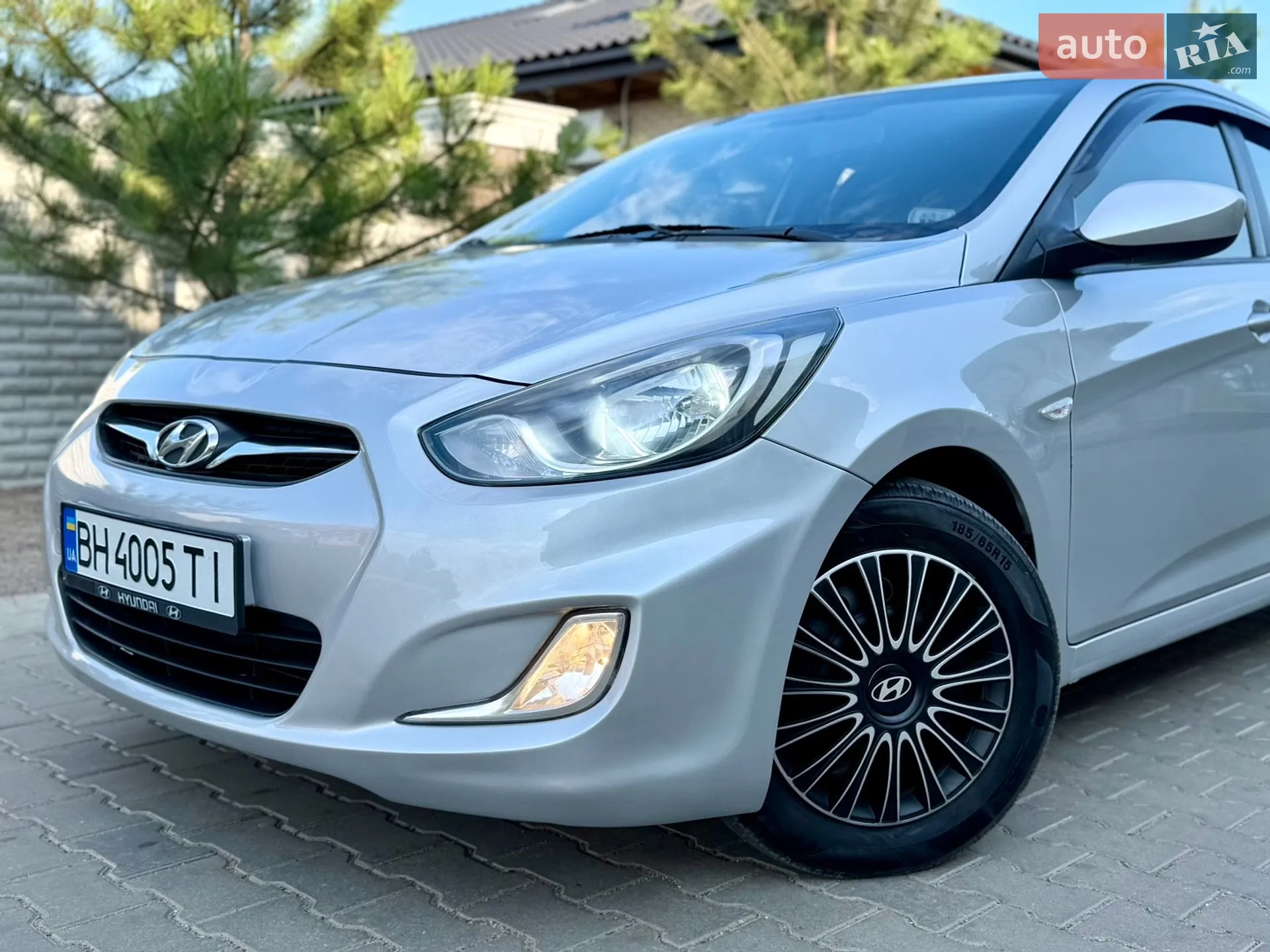2011 Hyundai Accent - мініатюра 6