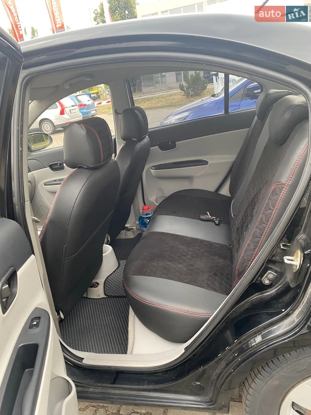 2010 Hyundai Accent - мініатюра 20