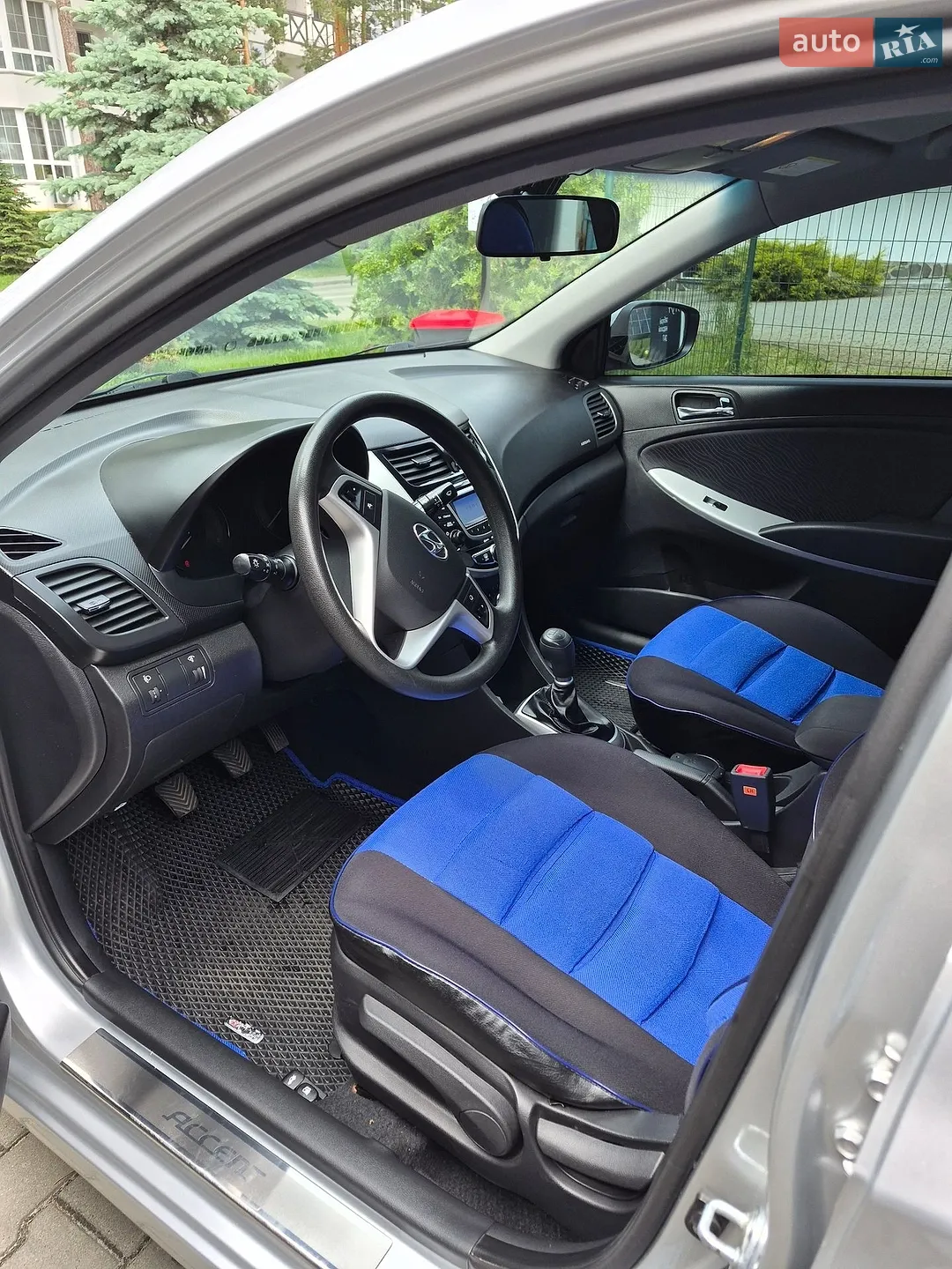 2011 Hyundai Accent - мініатюра 5