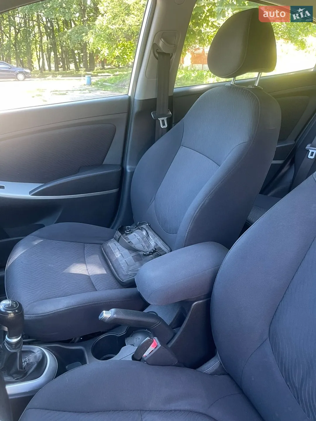 2012 Hyundai Accent - мініатюра 35