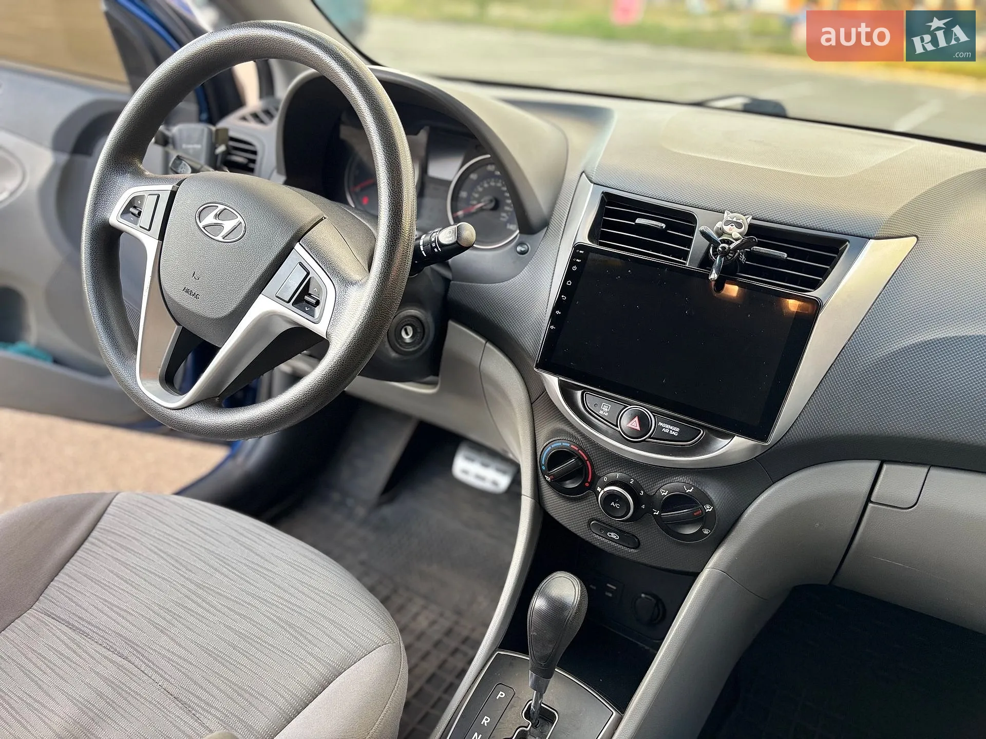 2016 Hyundai Accent - мініатюра 16