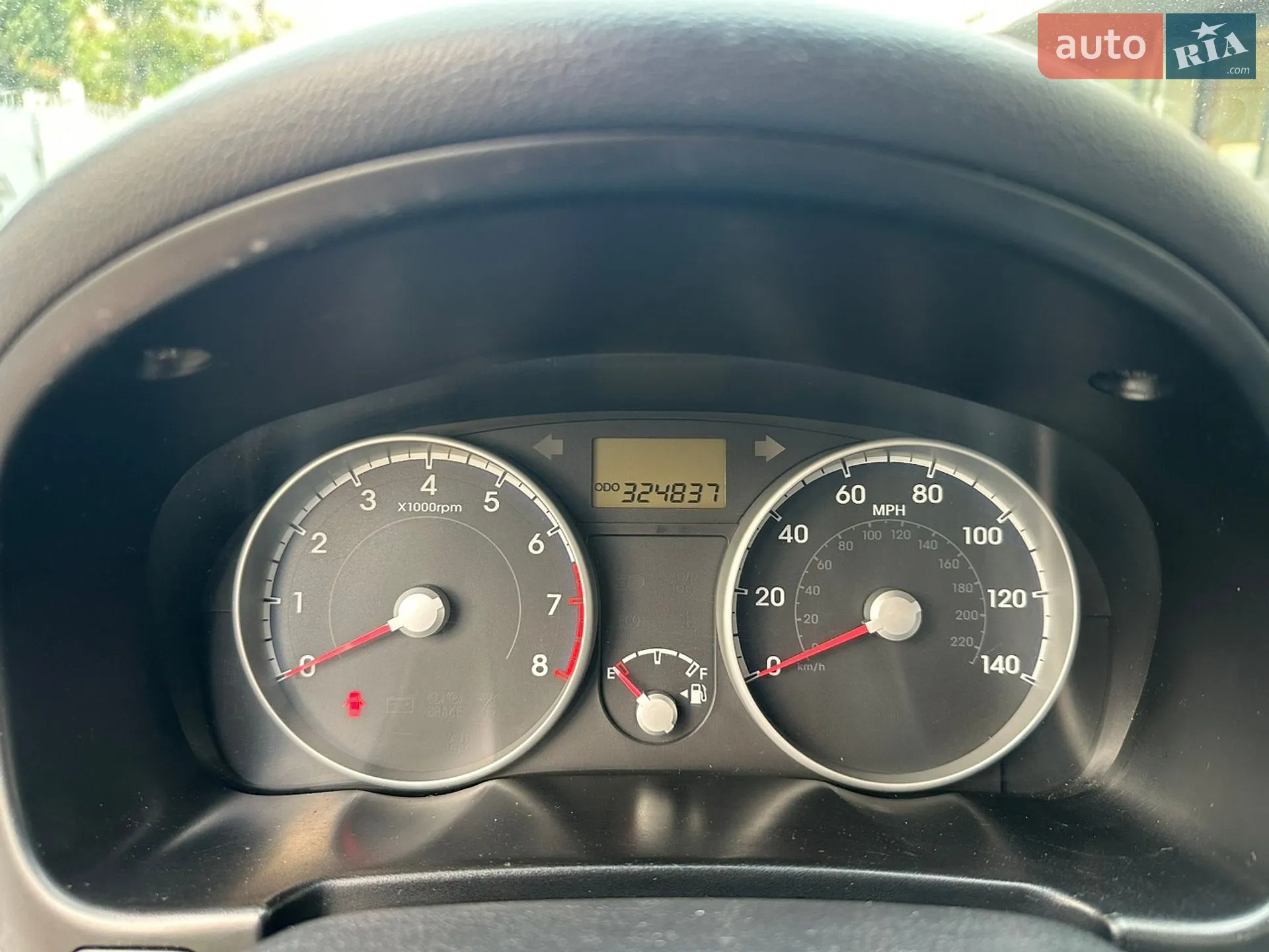 2010 Hyundai Accent - мініатюра 11