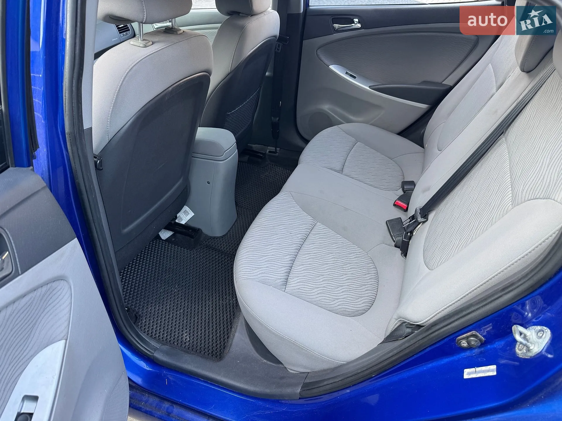 2012 Hyundai Accent - мініатюра 27