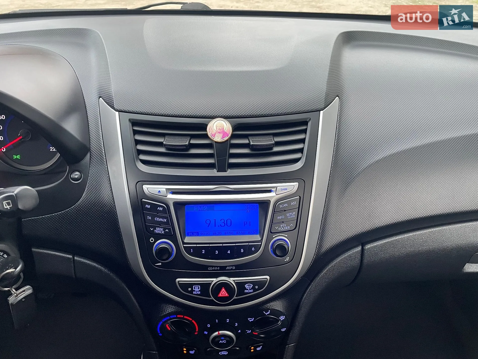2013 Hyundai Accent - мініатюра 81