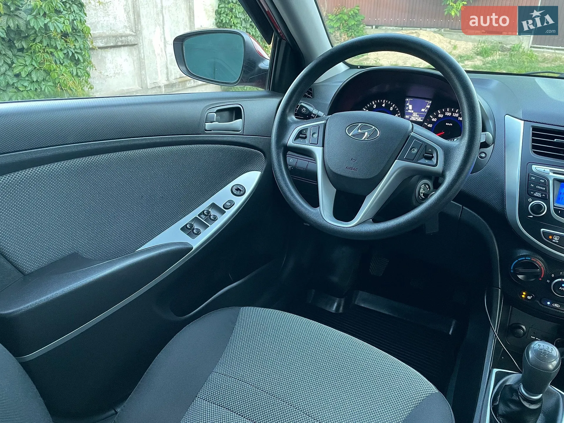 2013 Hyundai Accent - мініатюра 82