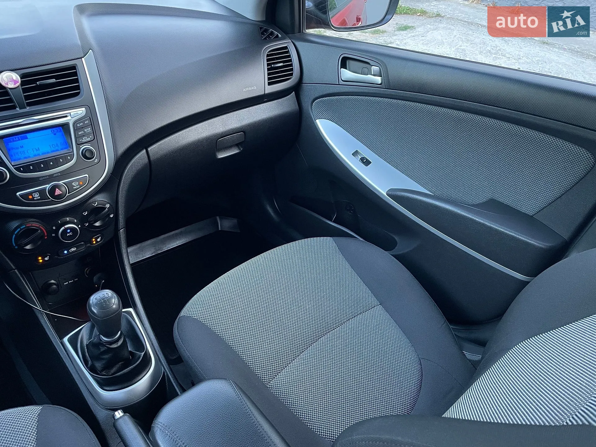 2013 Hyundai Accent - мініатюра 84