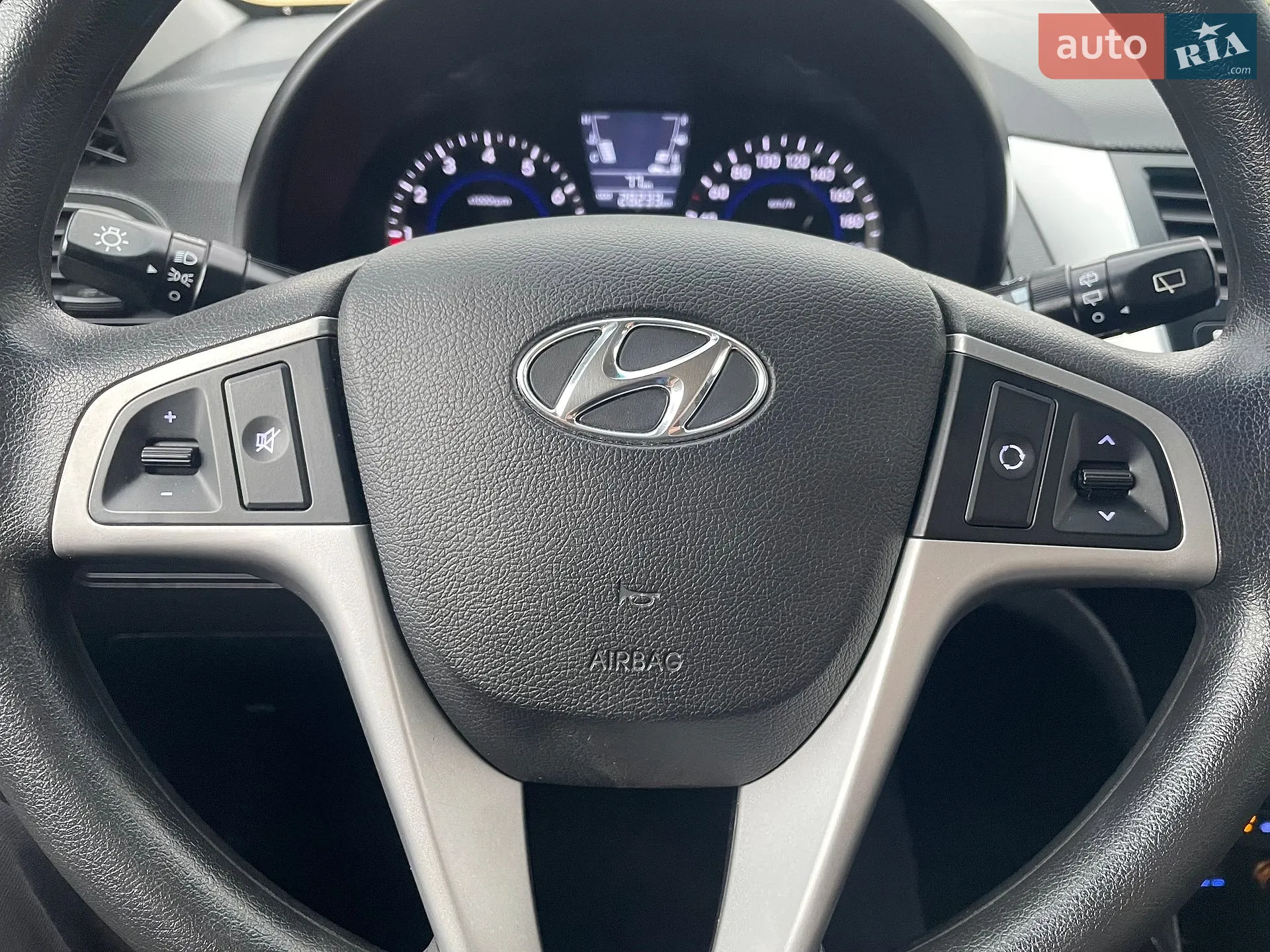 2013 Hyundai Accent - мініатюра 87