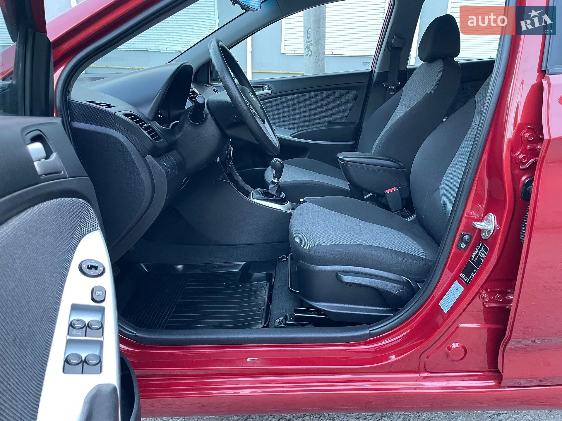 2013 Hyundai Accent - мініатюра 117