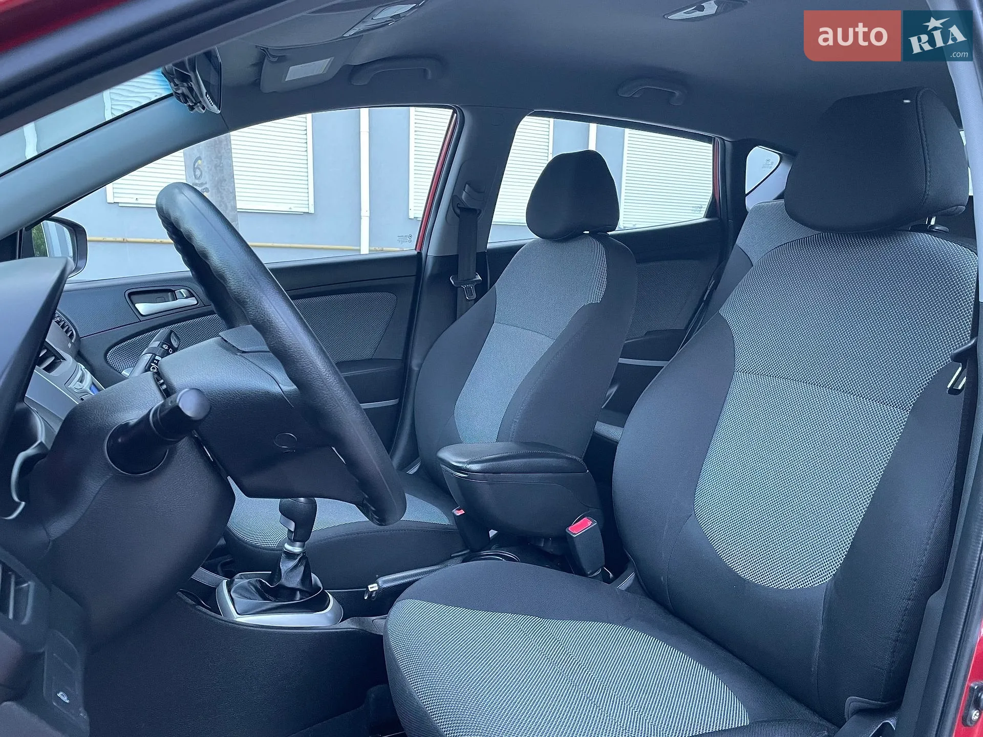 2013 Hyundai Accent - мініатюра 120