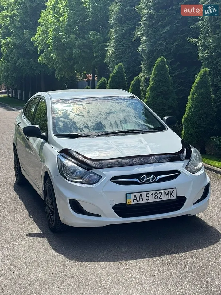 2013 Hyundai Accent - мініатюра 16