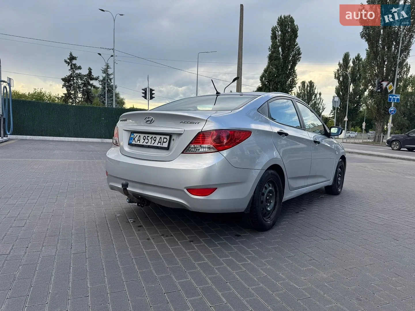 2011 Hyundai Accent - мініатюра 9
