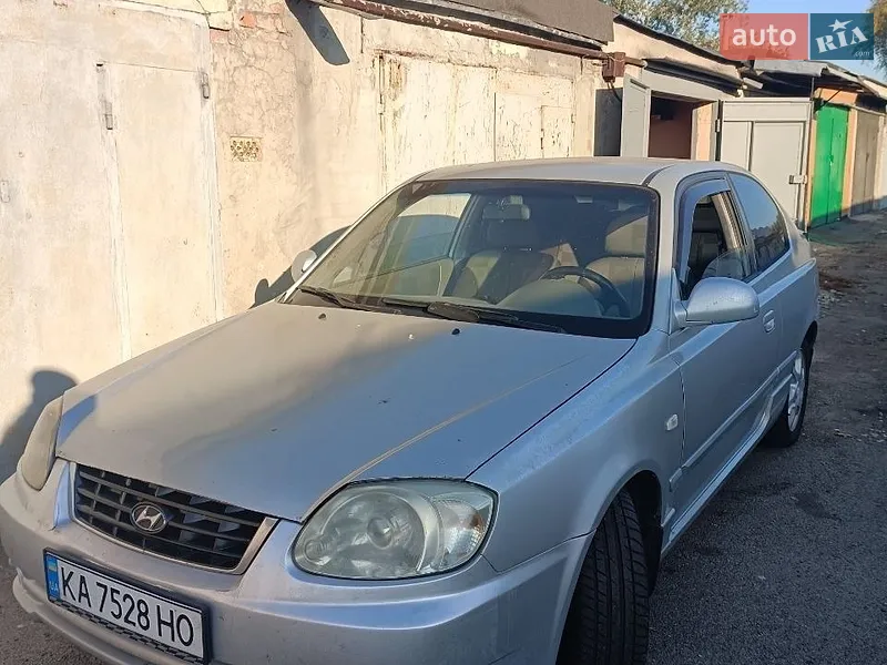 Hyundai Accent