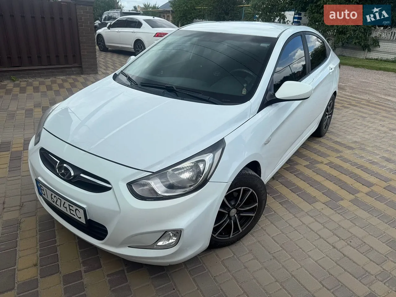 2012 Hyundai Accent - мініатюра 8