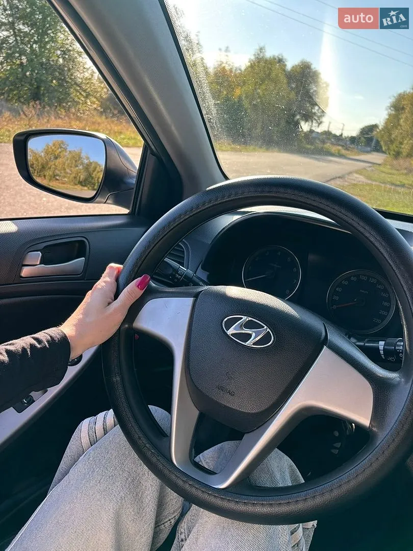 2013 Hyundai Accent - мініатюра 15