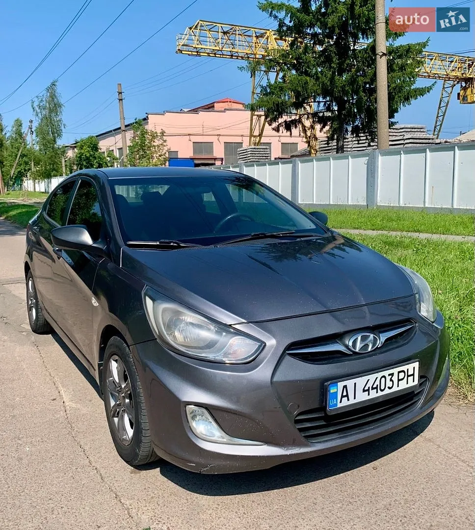 2011 Hyundai Accent - мініатюра 2