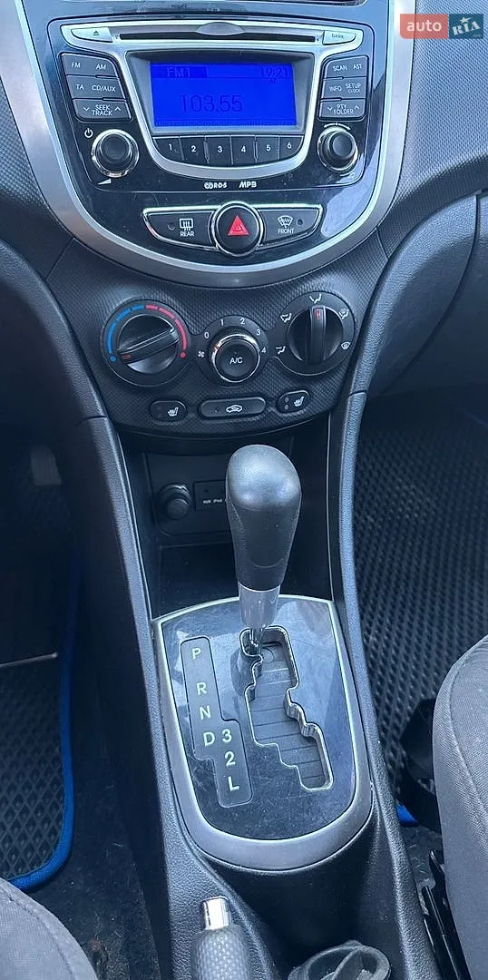 2012 Hyundai Accent - мініатюра 33