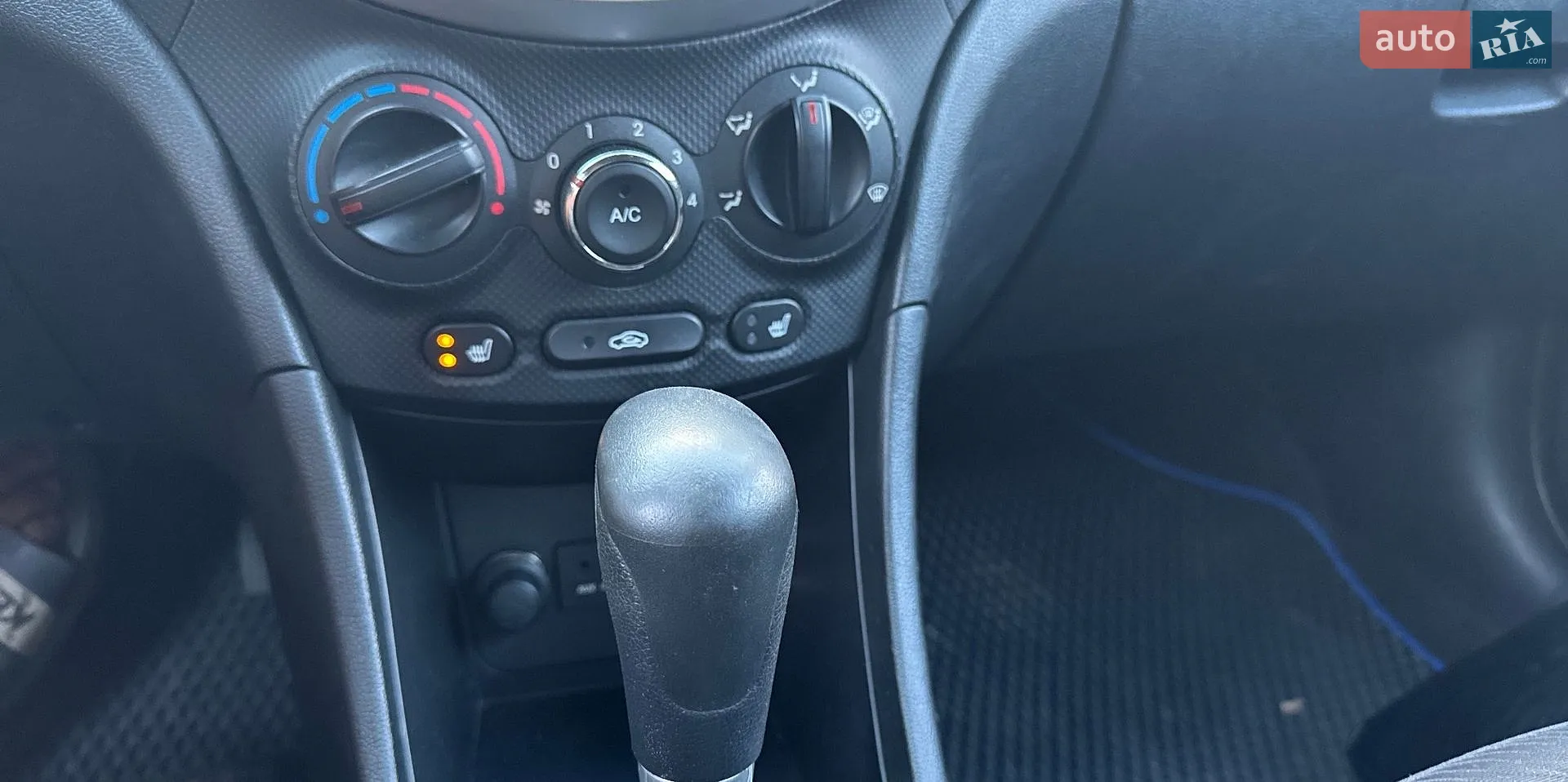 2012 Hyundai Accent - мініатюра 31