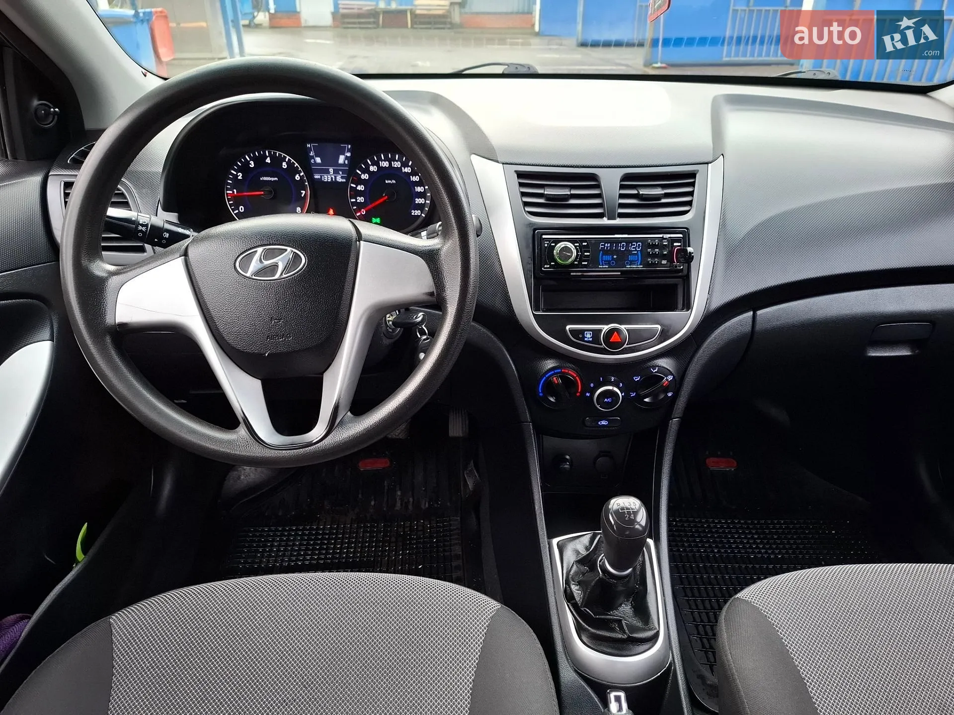 2012 Hyundai Accent - мініатюра 6