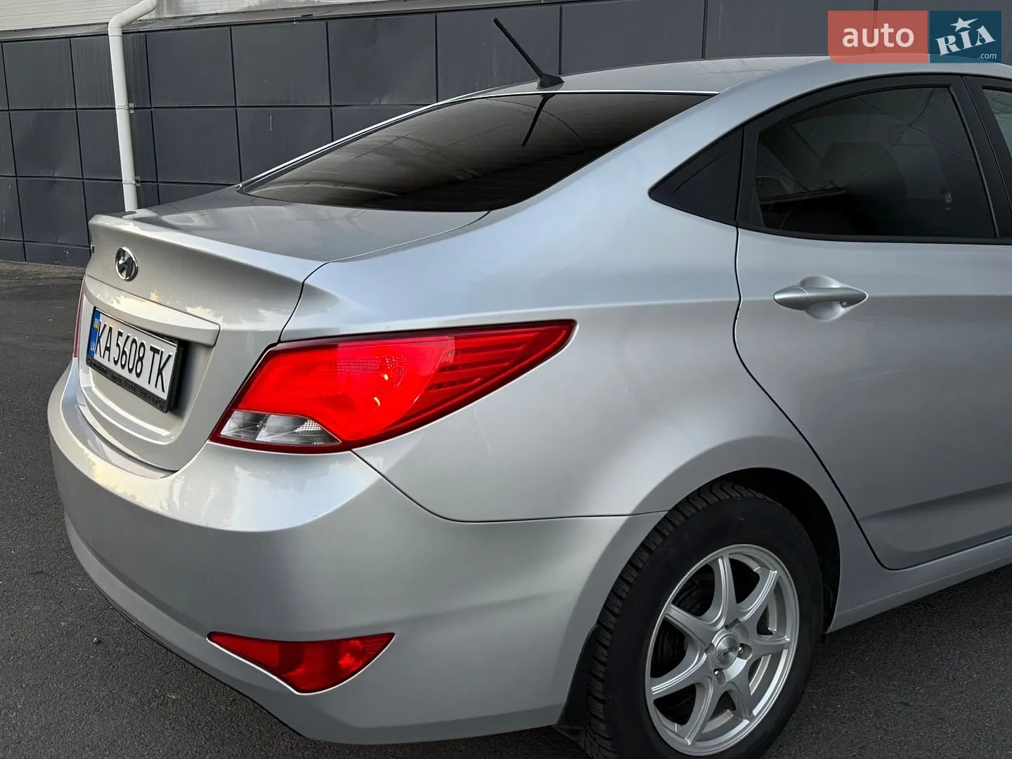 2016 Hyundai Accent - мініатюра 11