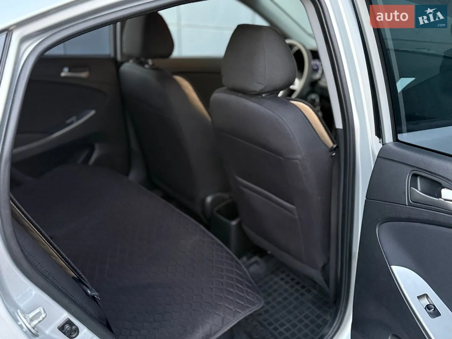 2016 Hyundai Accent - мініатюра 15
