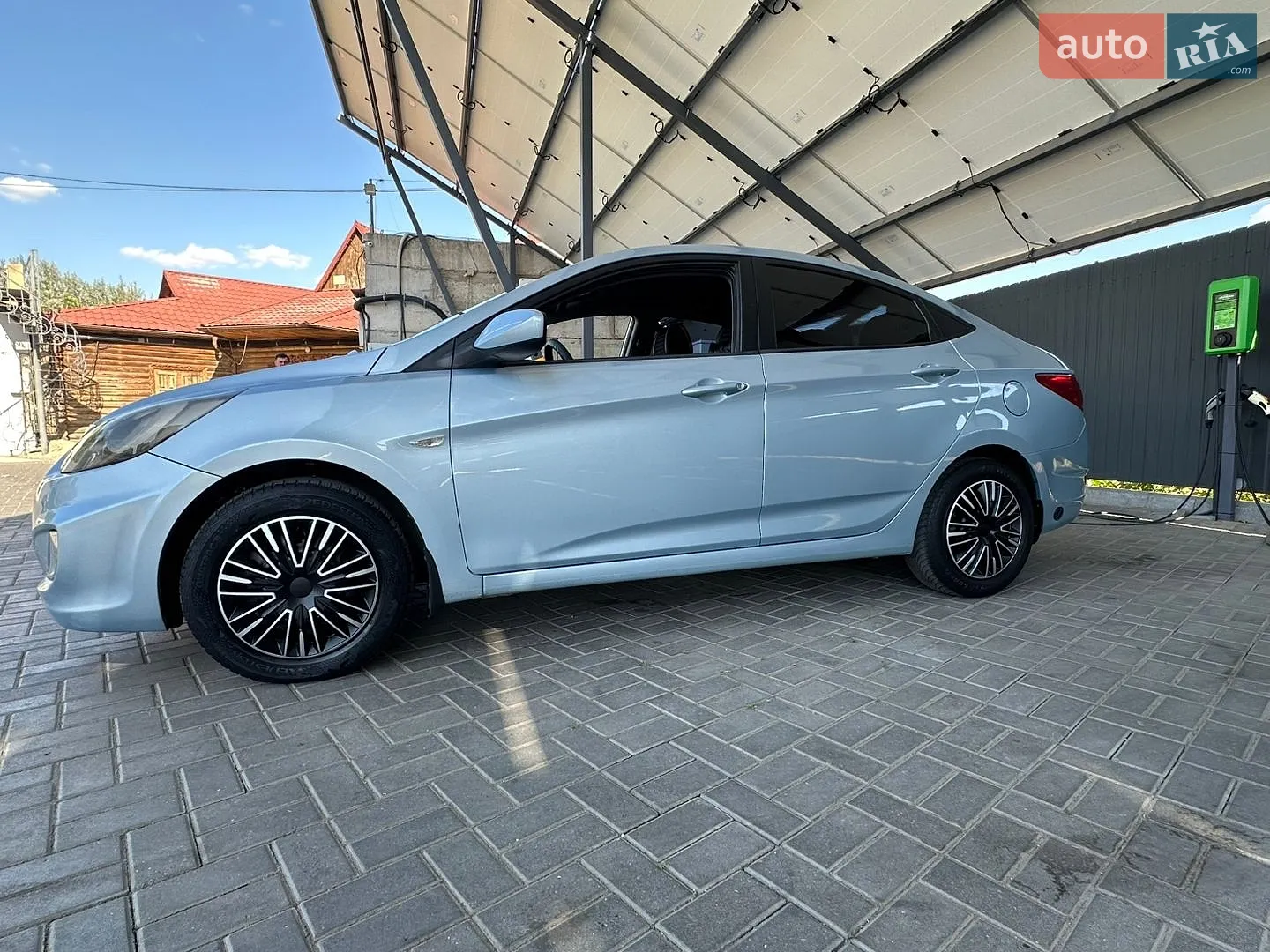 2011 Hyundai Accent - мініатюра 3