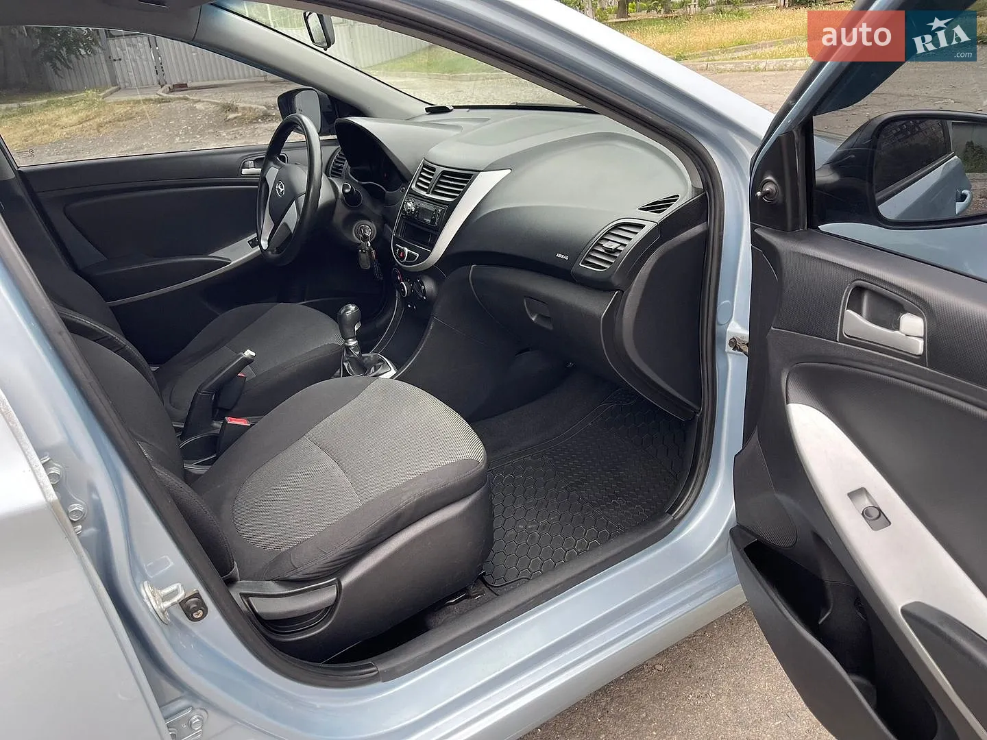 2012 Hyundai Accent - мініатюра 8