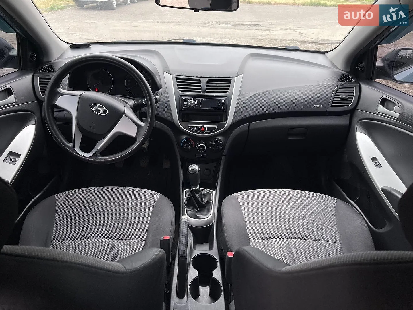 2012 Hyundai Accent - мініатюра 10