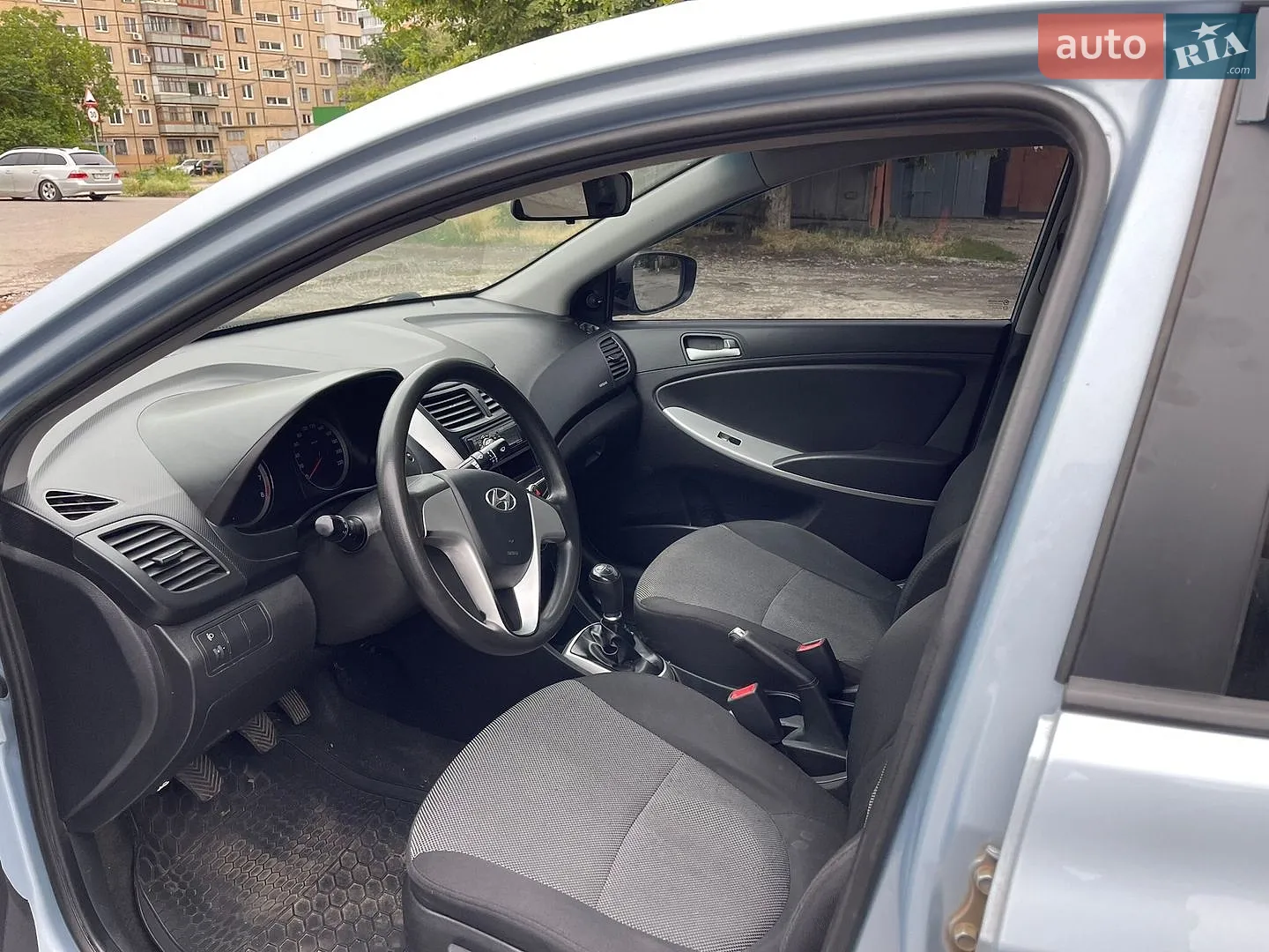 2012 Hyundai Accent - мініатюра 9