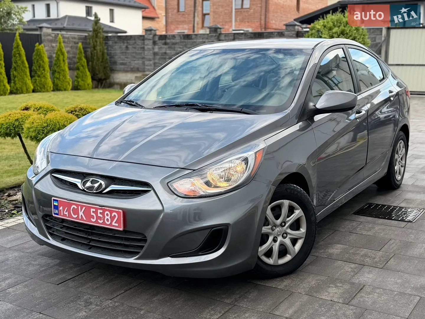 2014 Hyundai Accent - фото 1