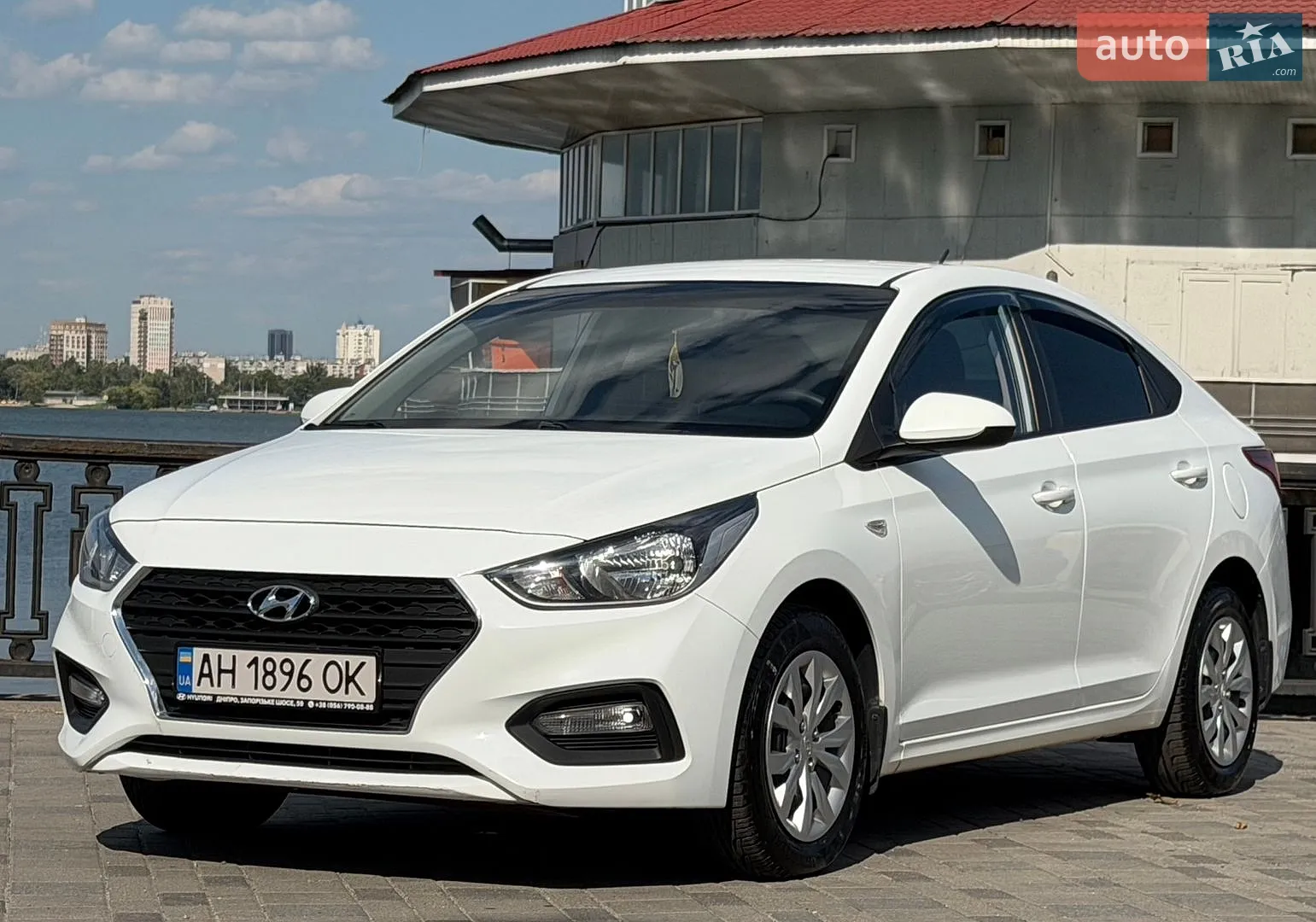 2017 Hyundai Accent - мініатюра 2