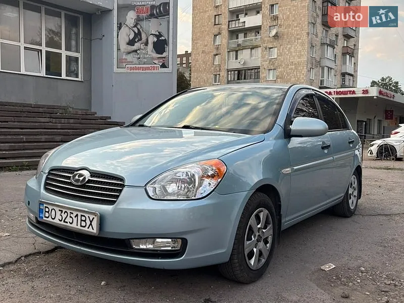 Hyundai Accent