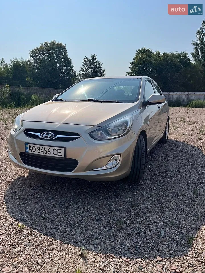 2011 Hyundai Accent - мініатюра 38