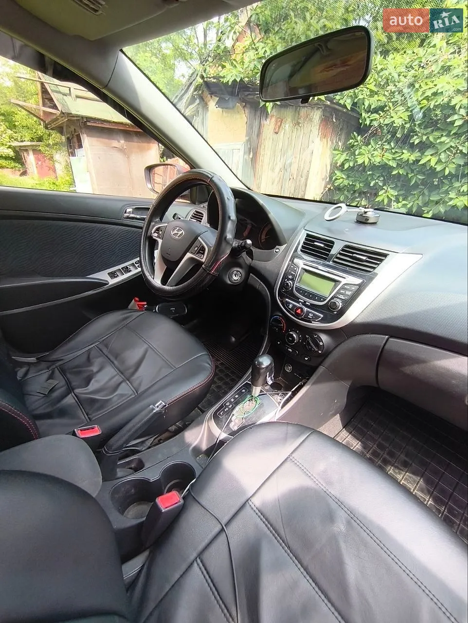 2011 Hyundai Accent - мініатюра 2